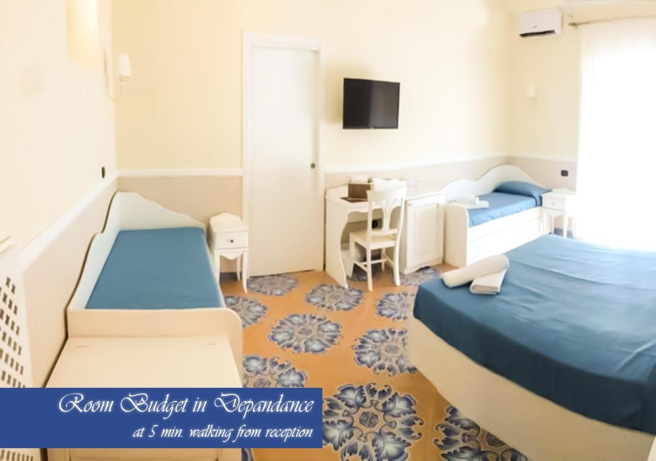 Bed & Breakfast Medea Napoli Ngoại thất bức ảnh