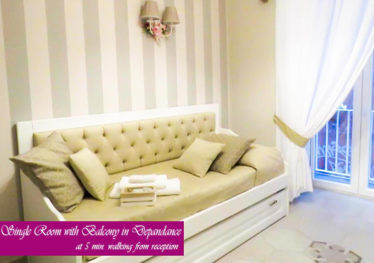Bed & Breakfast Medea Napoli Ngoại thất bức ảnh