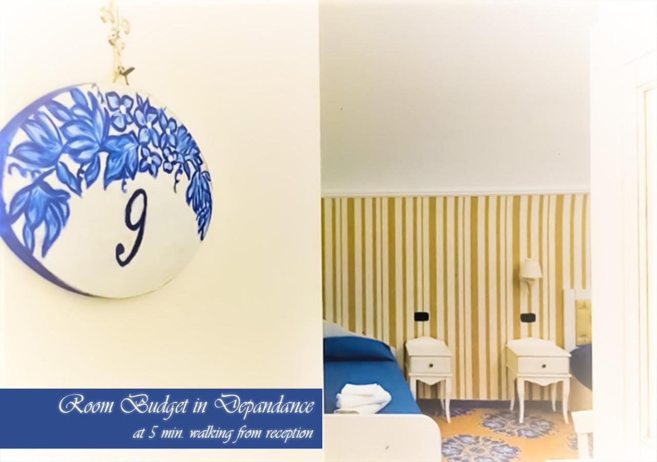Bed & Breakfast Medea Napoli Ngoại thất bức ảnh