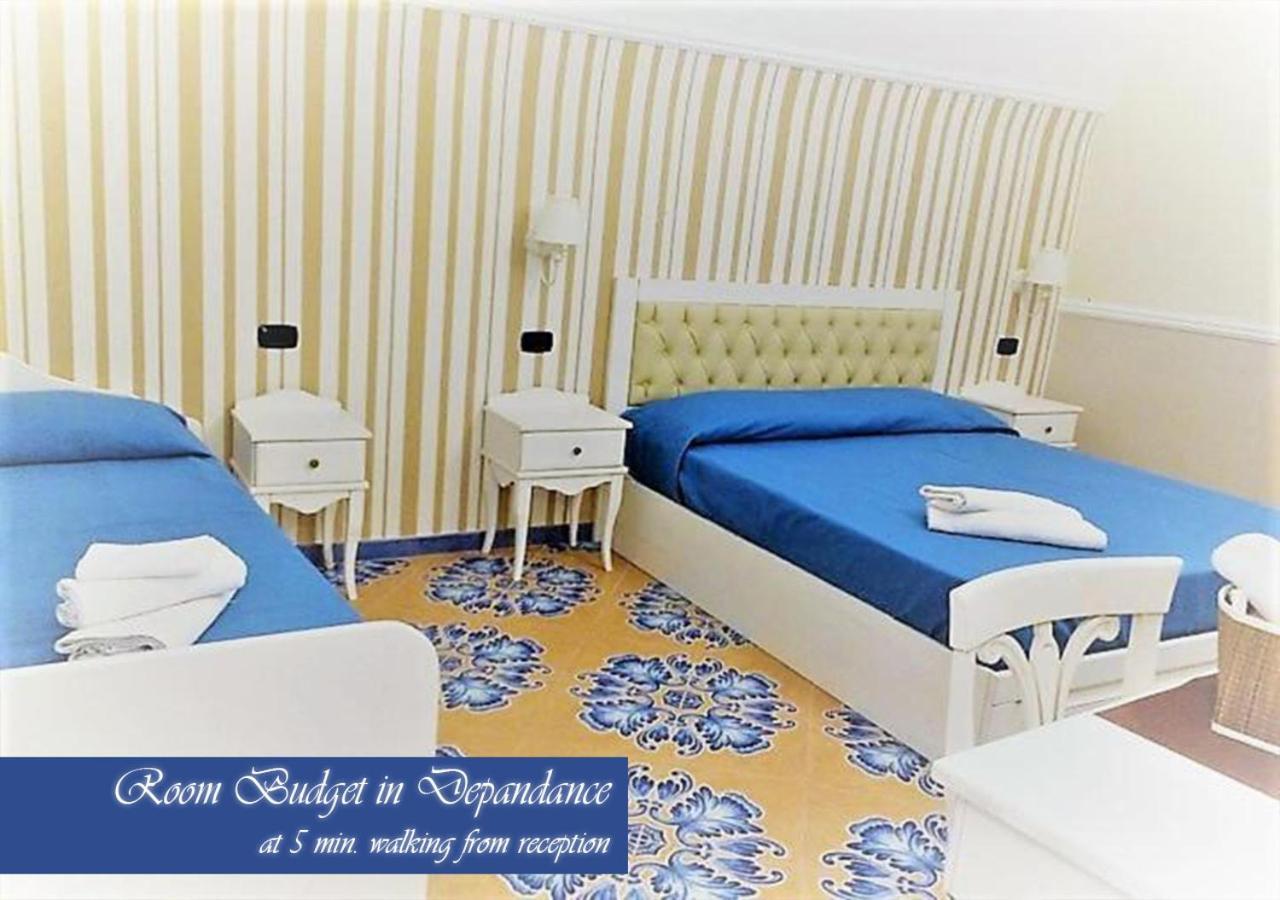 Bed & Breakfast Medea Napoli Ngoại thất bức ảnh
